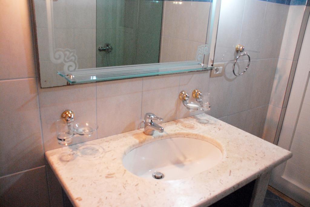 Villa Mucho Saranda Extérieur photo